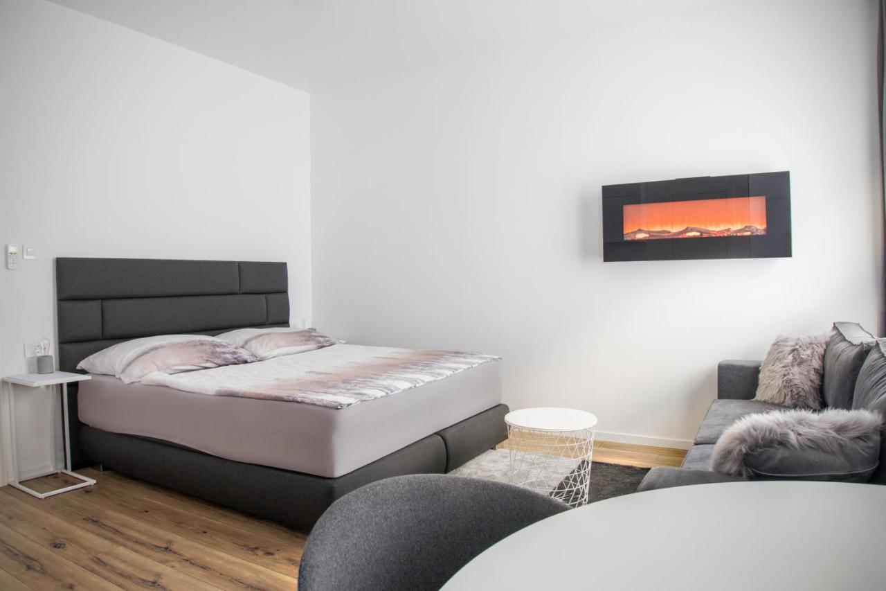 Main Square Modern Apartments 자그레브 외부 사진