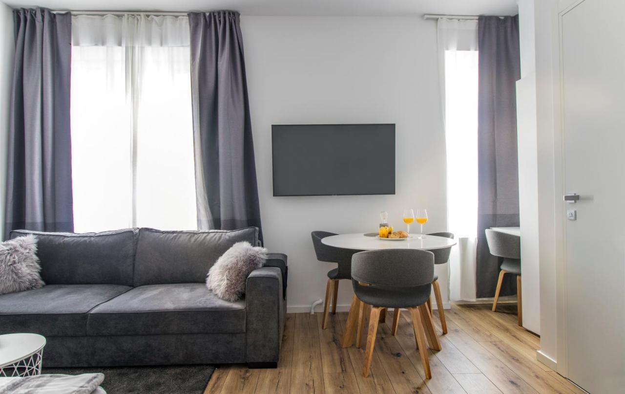 Main Square Modern Apartments 자그레브 외부 사진